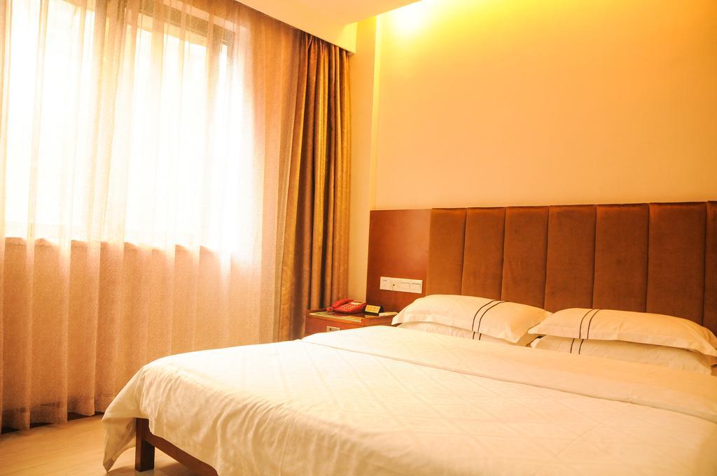 Kaifu Hotel Guangzhou Room photo